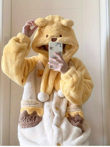 Disney, Winnie The Pooh Pajamas Set, Comfortable To Wear, New Autumn And Winter Cartoon Women'S Coral Fleece, Thickened, Cute Puff Sleeve Nightgown, Pajamas Set, Nightgown, Home Clothes, Unisex Nightgown, Warm Winter Nightgown.