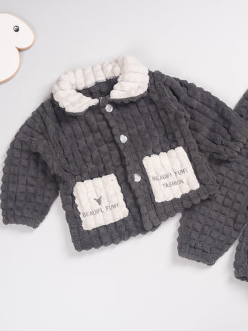 Boys' 2pcs Fall\u002FWinter Pajama Set, Casual Lapel Collar Knit Polyester Sleepwear with Alphabet Pattern, Thick Fleece-Lined with Pockets and Buttons, Regular Fit