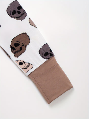 2pcs Bamboo Fiber baby onesies with cool claw skull print, double-sided zipper and matching pants - casual, all-season, machine washable - cute Halloween designs for babies, Bamboo Fiber baby clothes, great for the outdoors